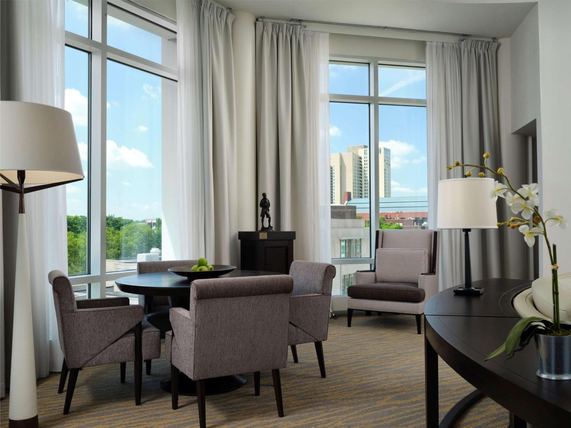 The Inn At Penn, A Hilton Hotel Philadelphia Exterior foto