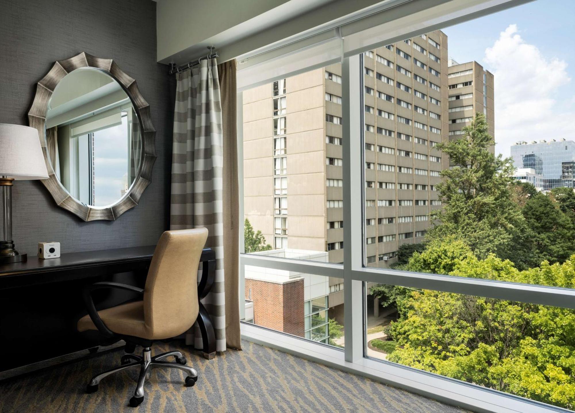 The Inn At Penn, A Hilton Hotel Philadelphia Exterior foto